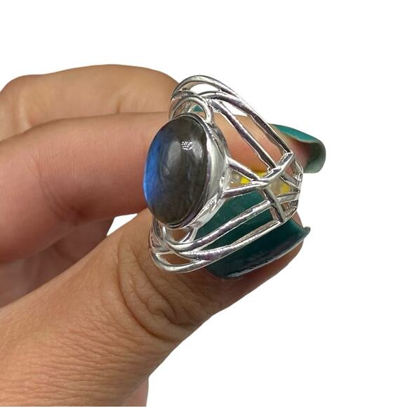 Labradorite Ring Size 6 Solid 925 Sterling Silver Oval Boho Statement Blue Flash - Picture 6 of 10